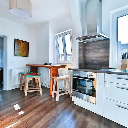 Riverside Apartment Lubeck